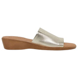 Hush Puppies Womens Coco Slip On Leather Champagne Sandals